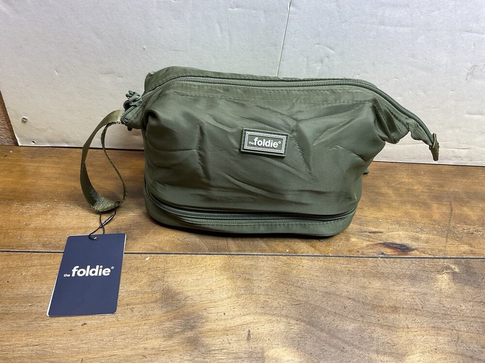 The Foldie Toiletry Bag Army Green NWT